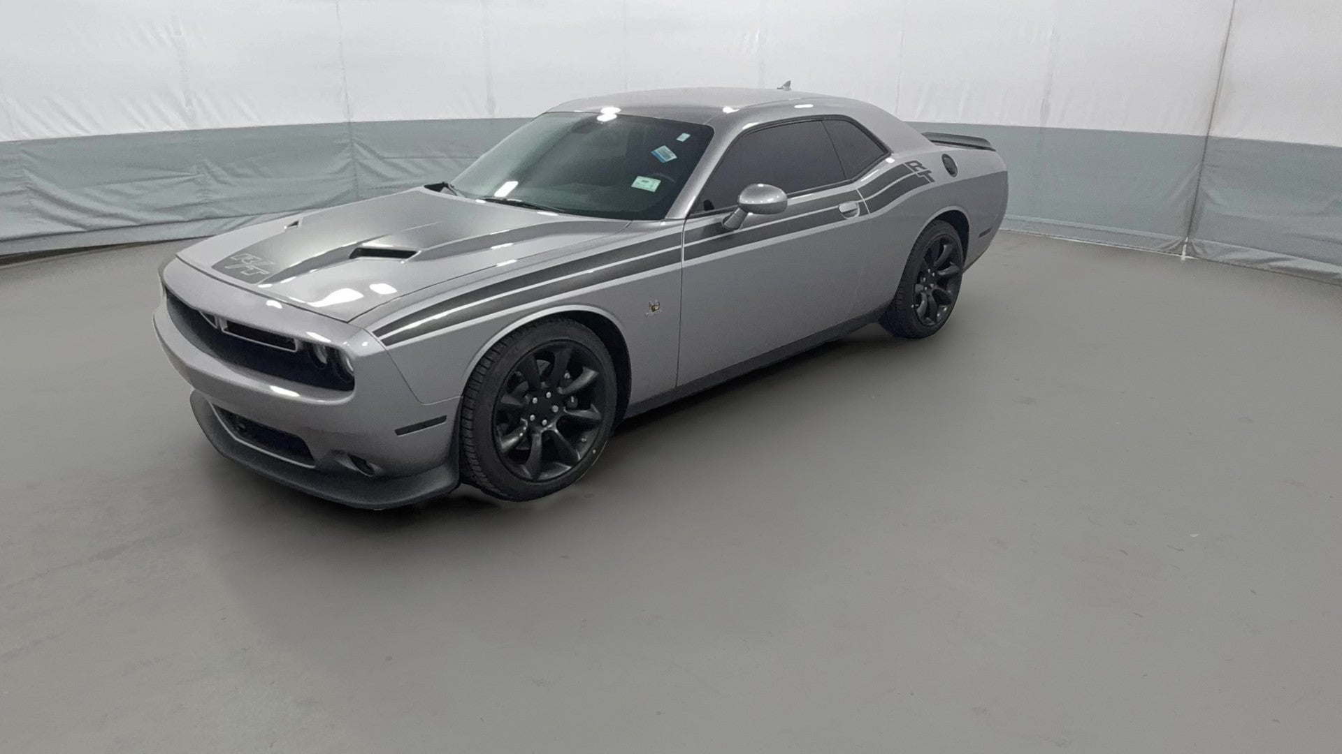 2015 Dodge Challenger vehicle photo