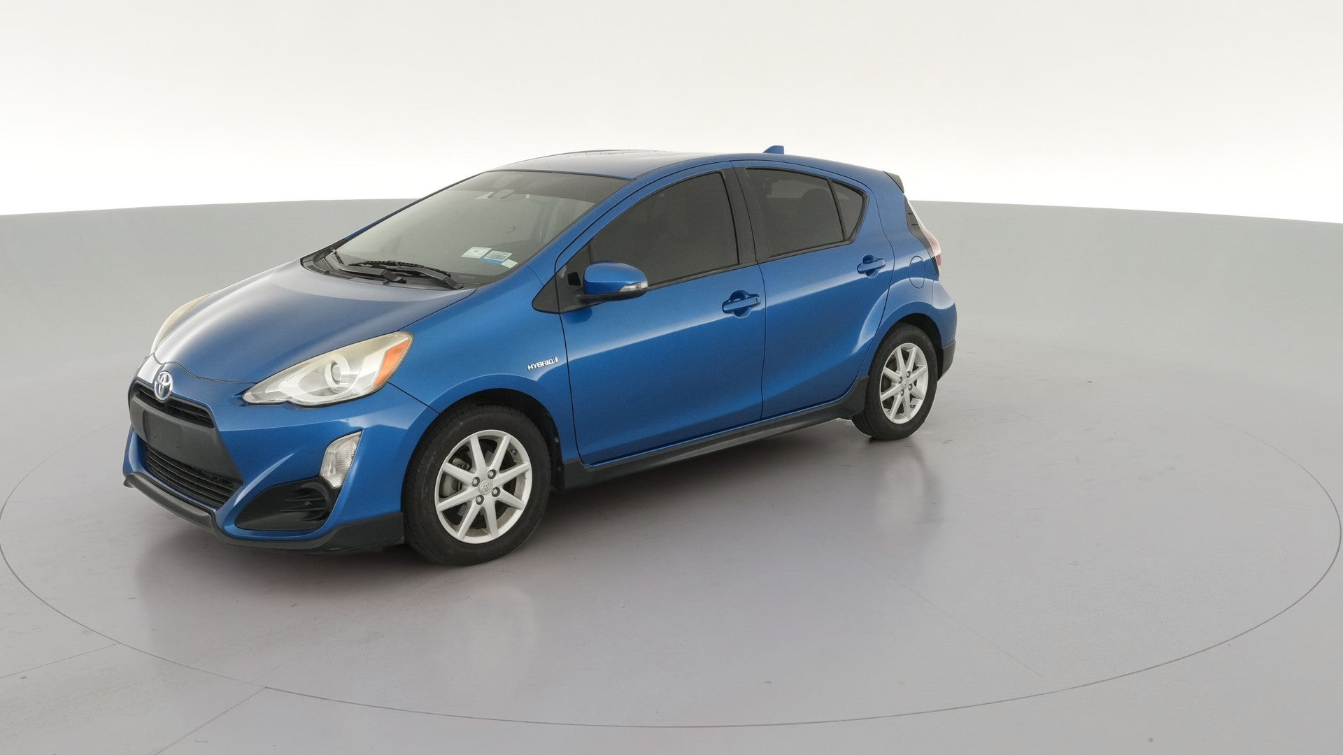 2017 Toyota Prius c vehicle photo