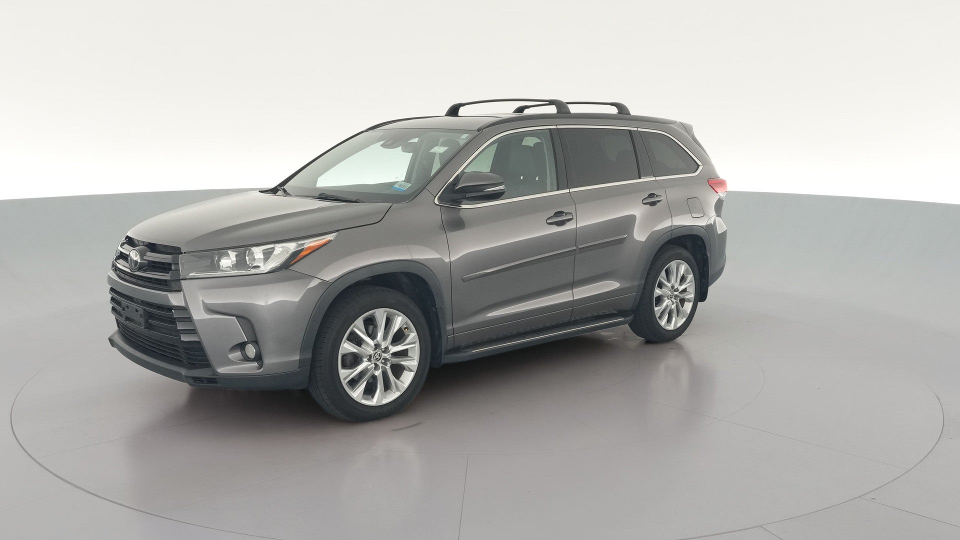 2017 Toyota Highlander vehicle photo