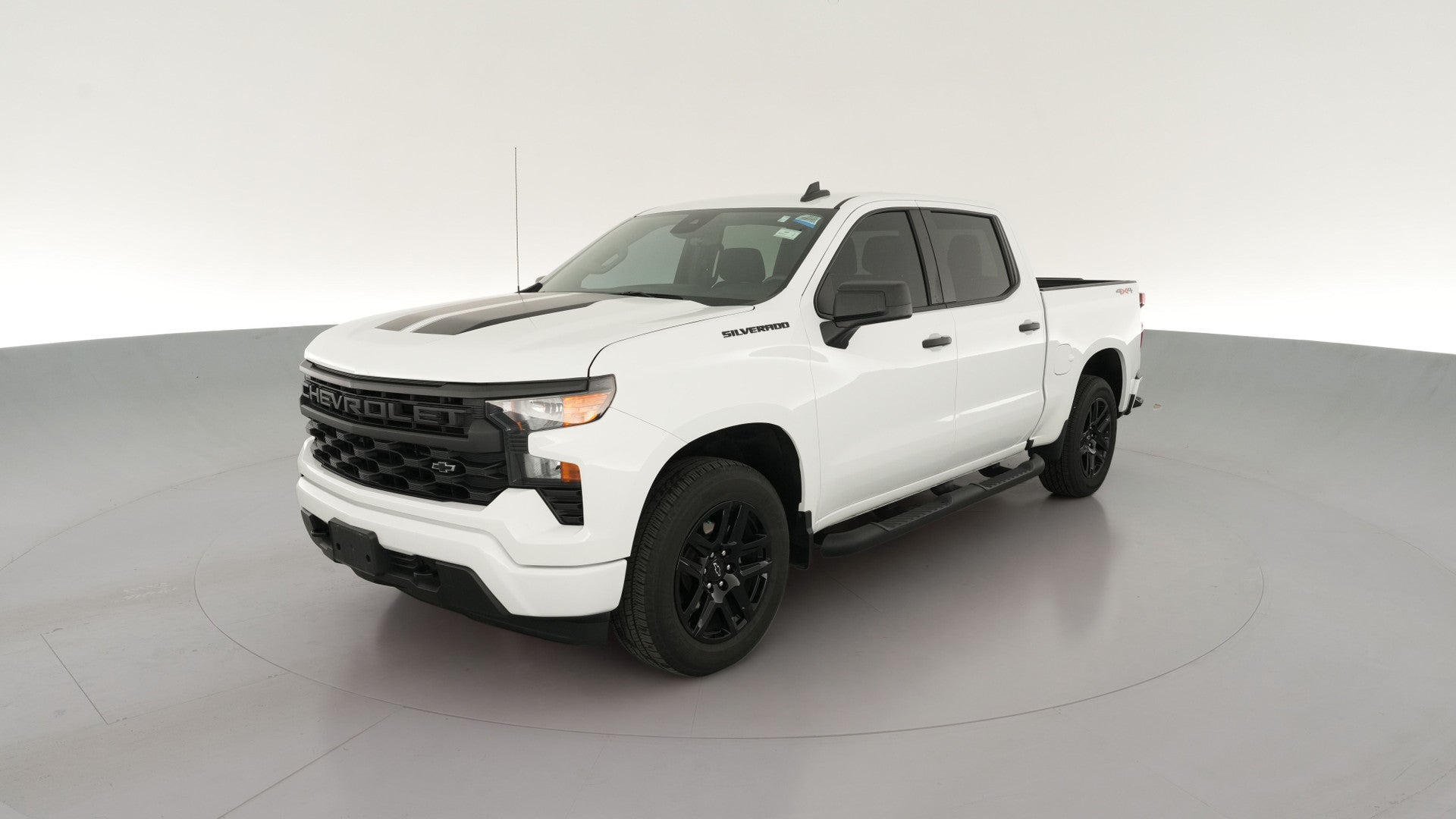 2023 Chevrolet Silverado 1500 Crew Cab vehicle photo