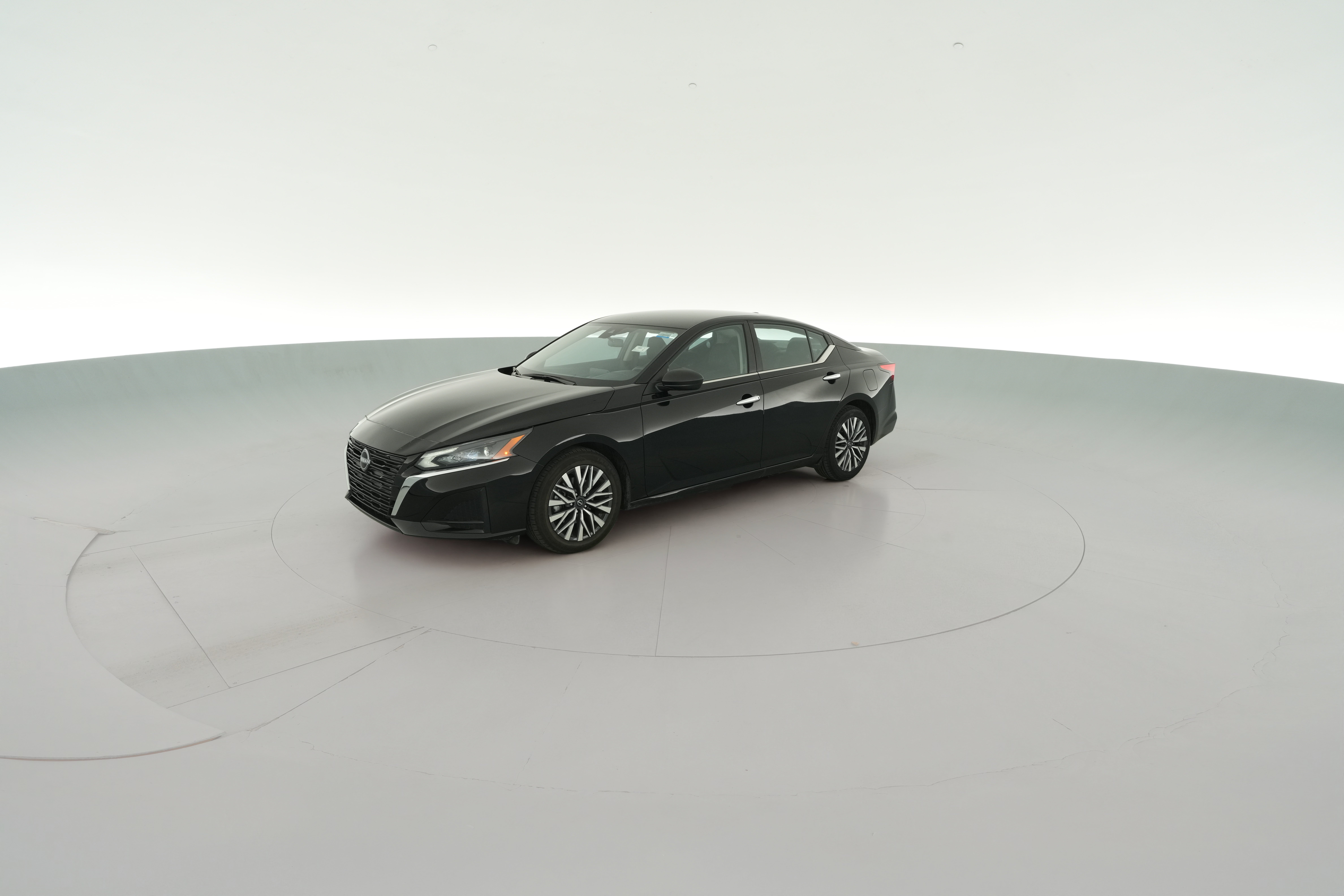 2025 Nissan Altima SV - Photo 25