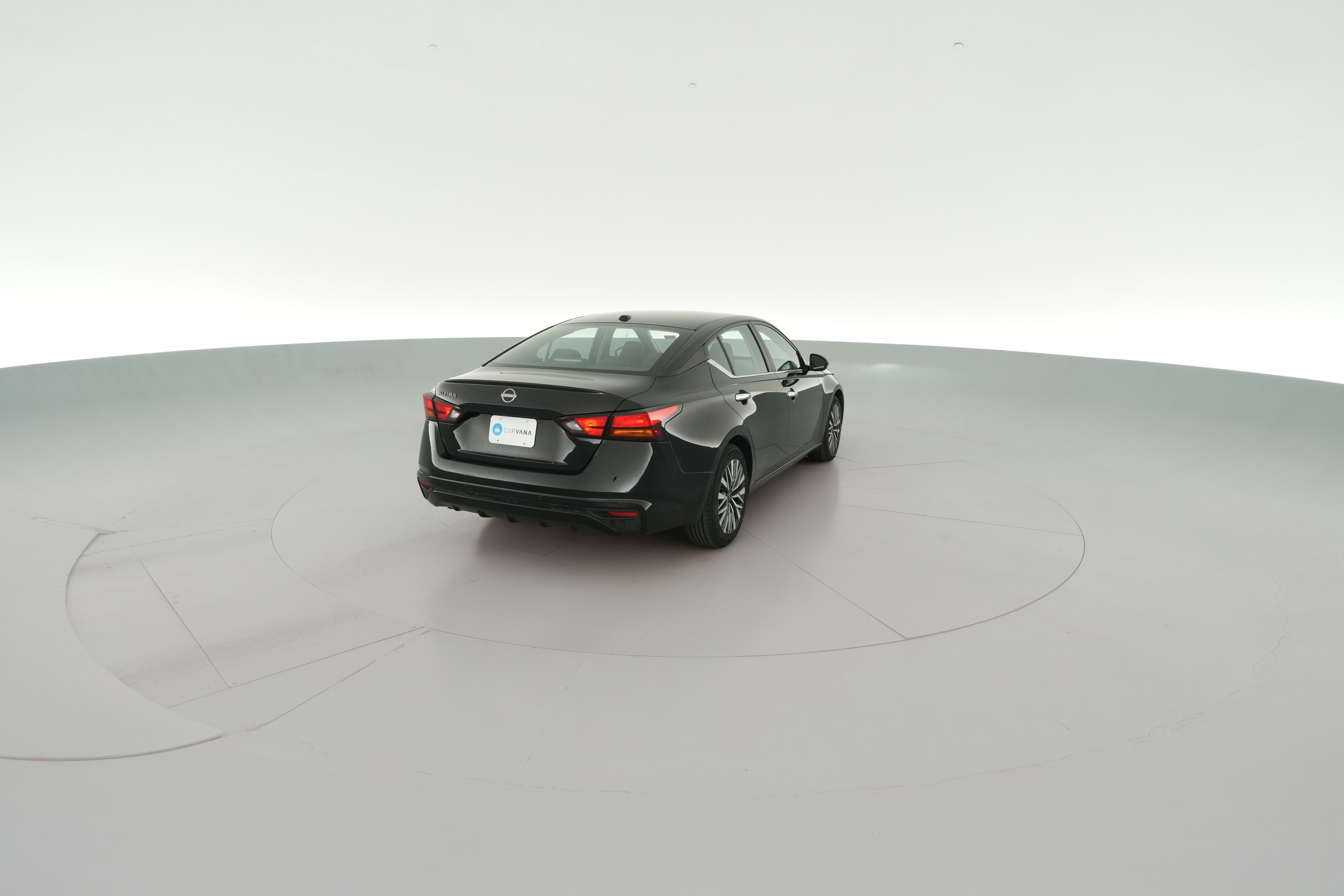 2025 Nissan Altima SV - Photo 32