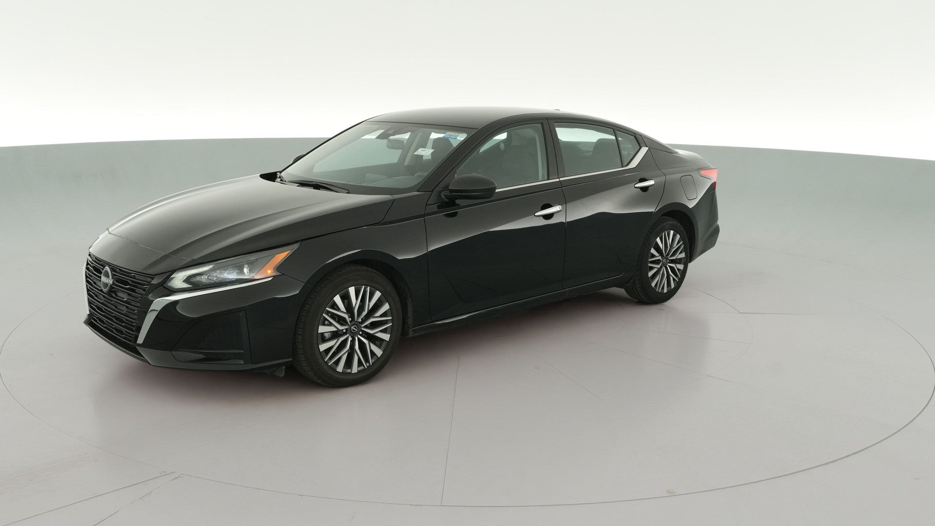 2025 Nissan Altima vehicle photo