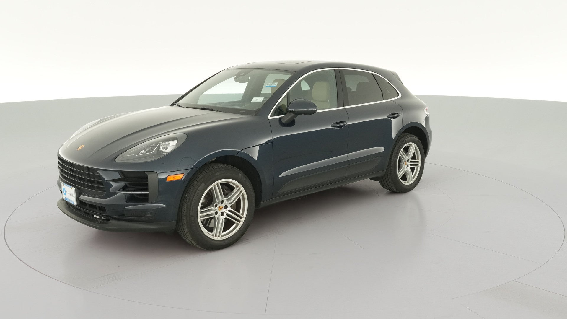 2019 Porsche Macan vehicle photo