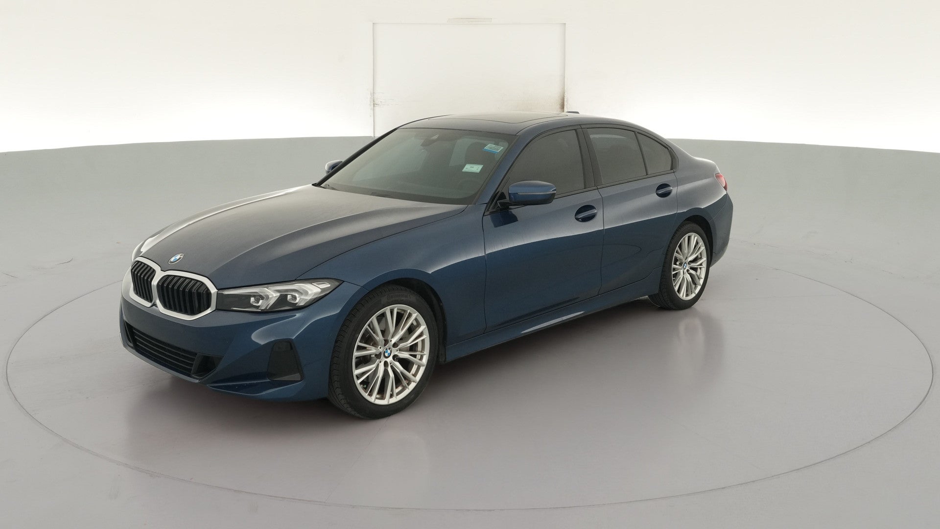 2023 BMW 3 Series vehicle photo