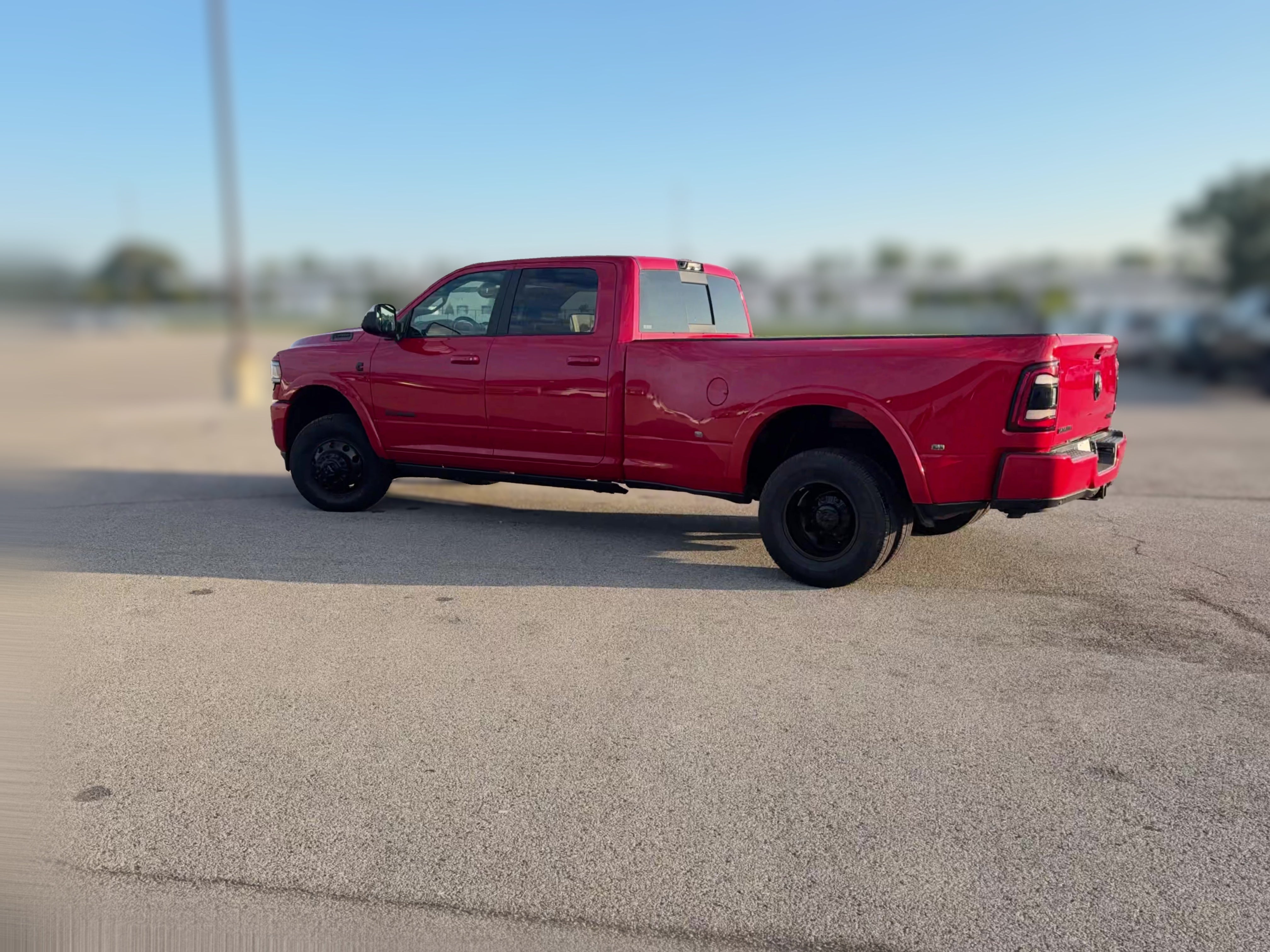 2022 RAM Ram 3500 Pickup Laramie - Photo 31