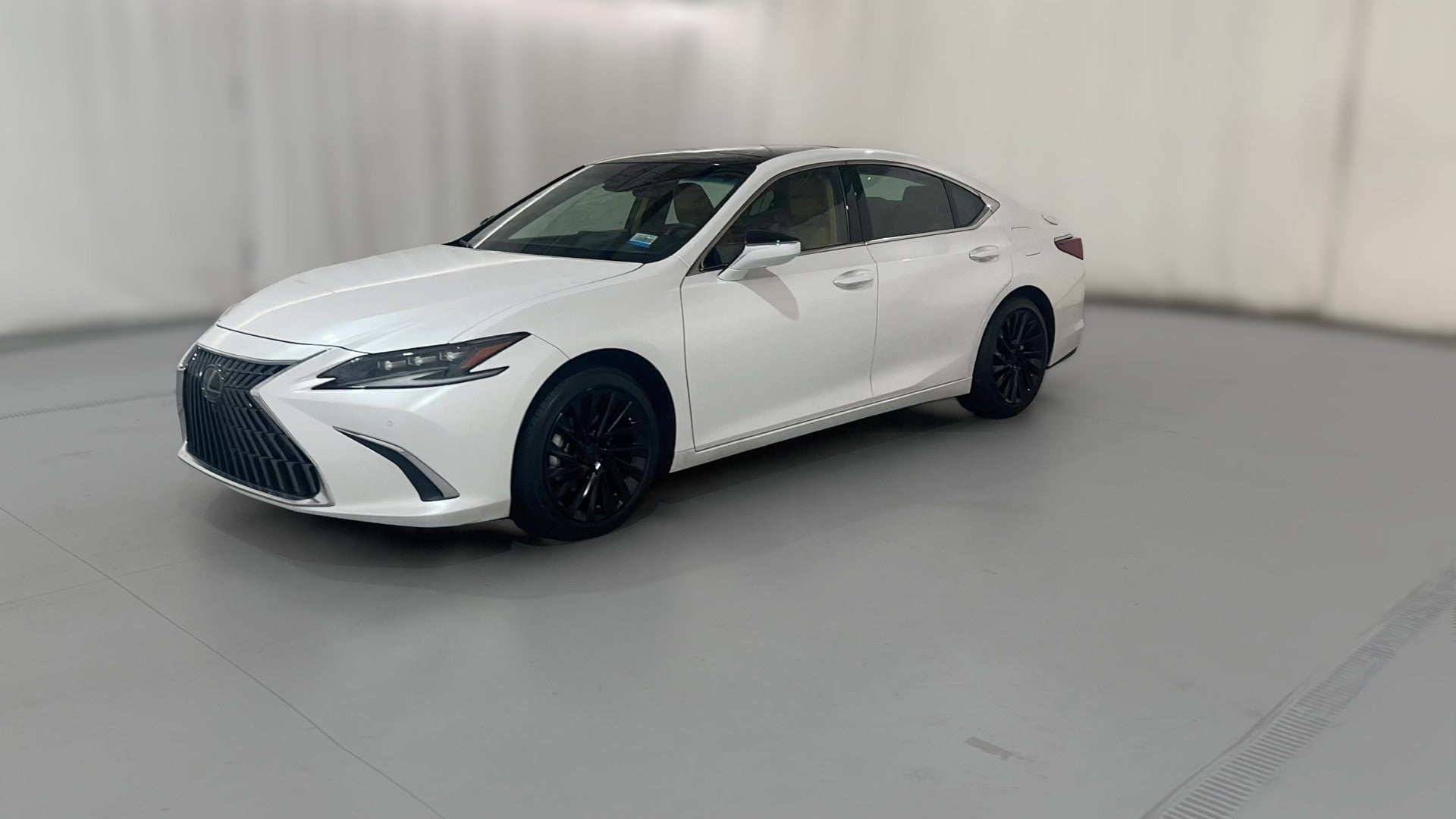 2024 Lexus ES vehicle photo