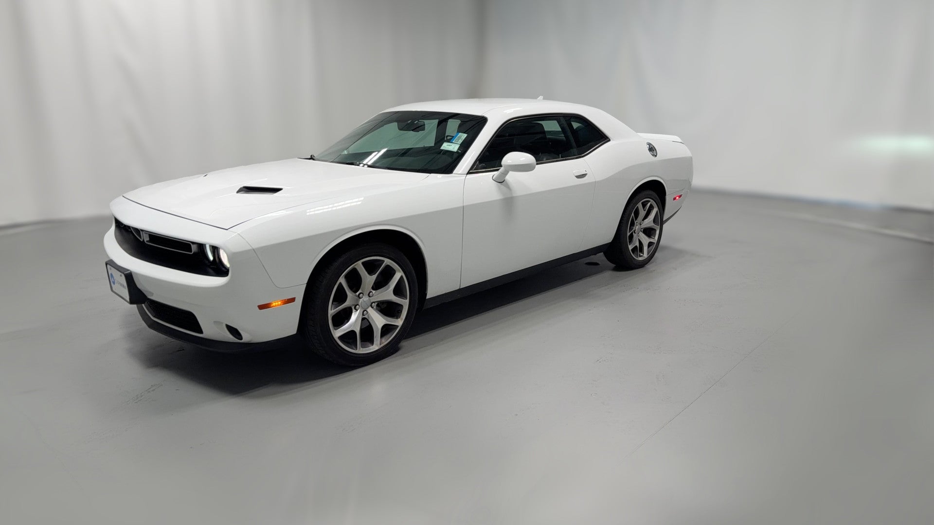 2015 Dodge Challenger vehicle photo