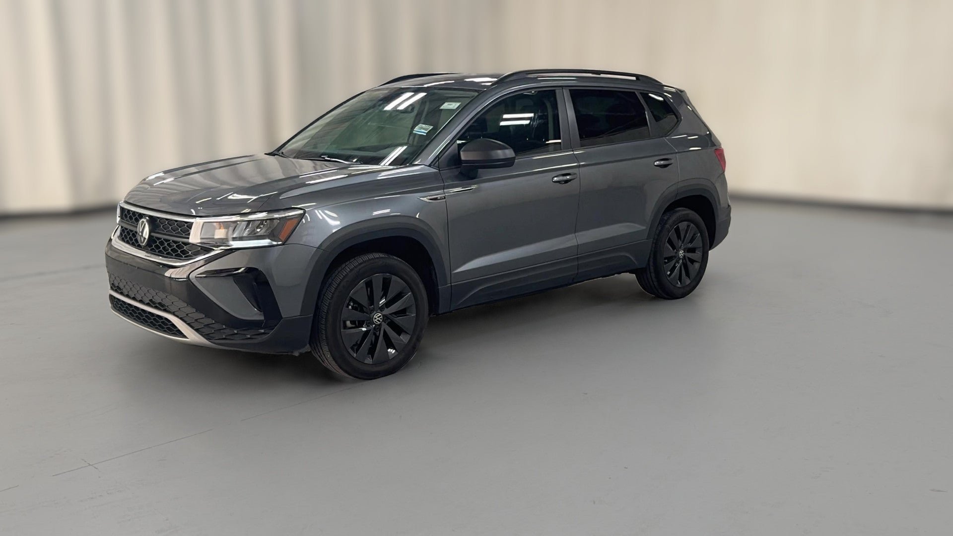 2024 Volkswagen Taos vehicle photo
