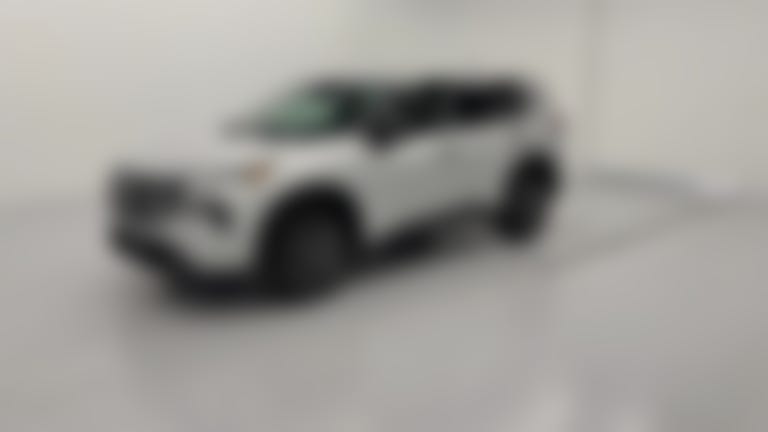2024 Nissan Rogue vehicle photo