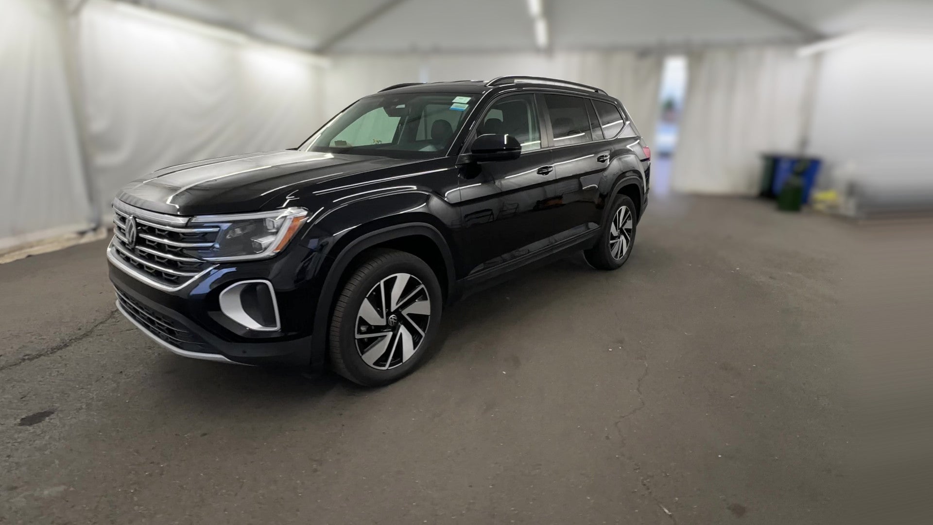 2026 Volkswagen Atlas vehicle photo