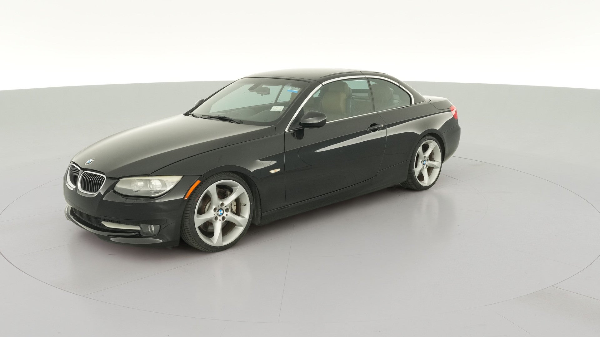 2011 BMW 3 Series vehicle photo