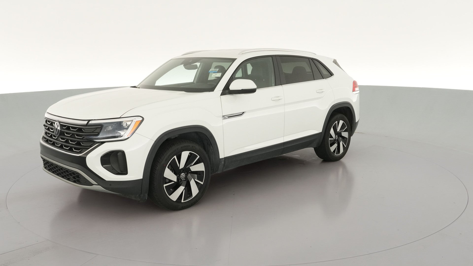 2024 Volkswagen Atlas Cross Sport vehicle photo