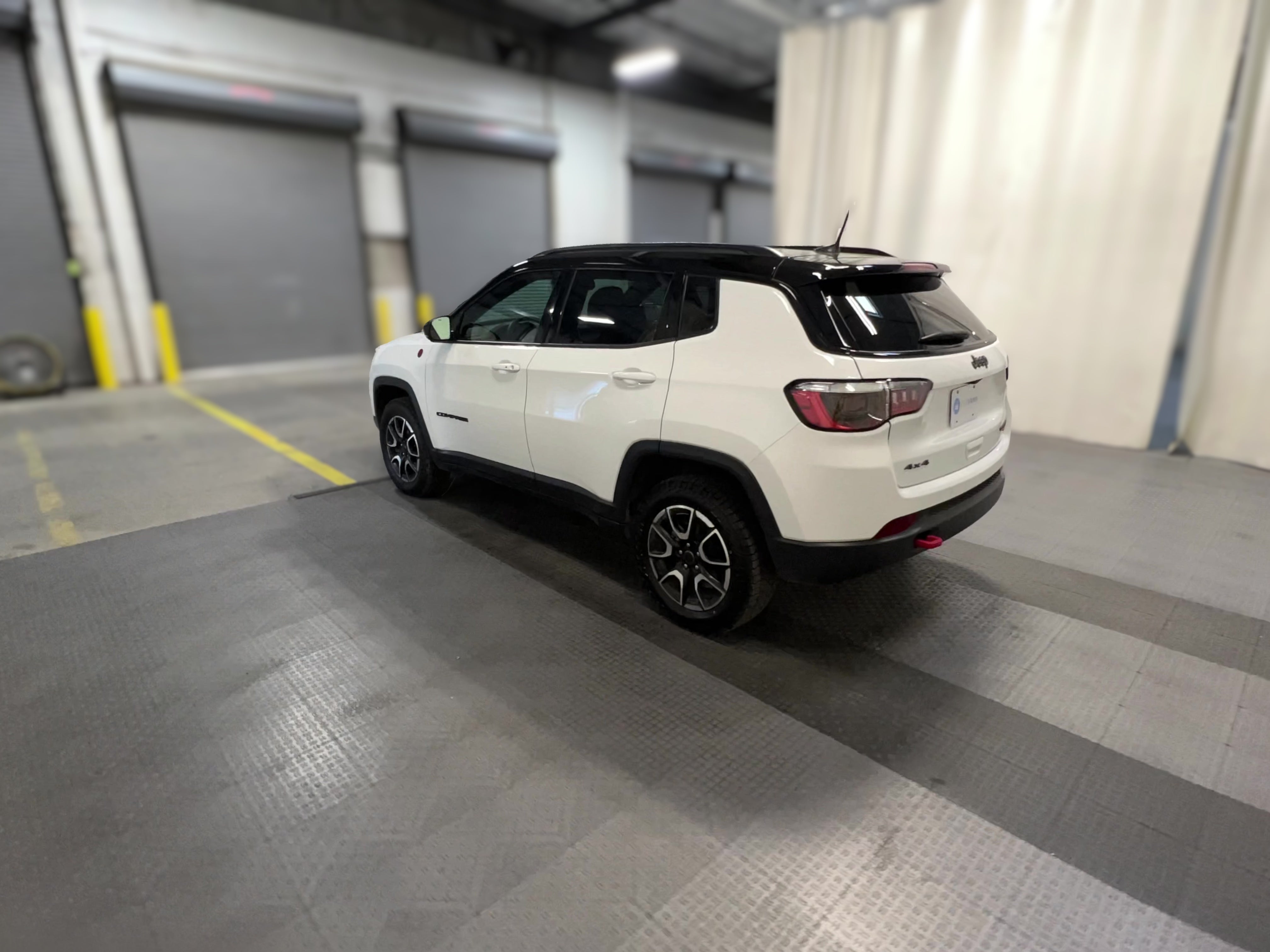 2025 Jeep Compass Trailhawk - Photo 25