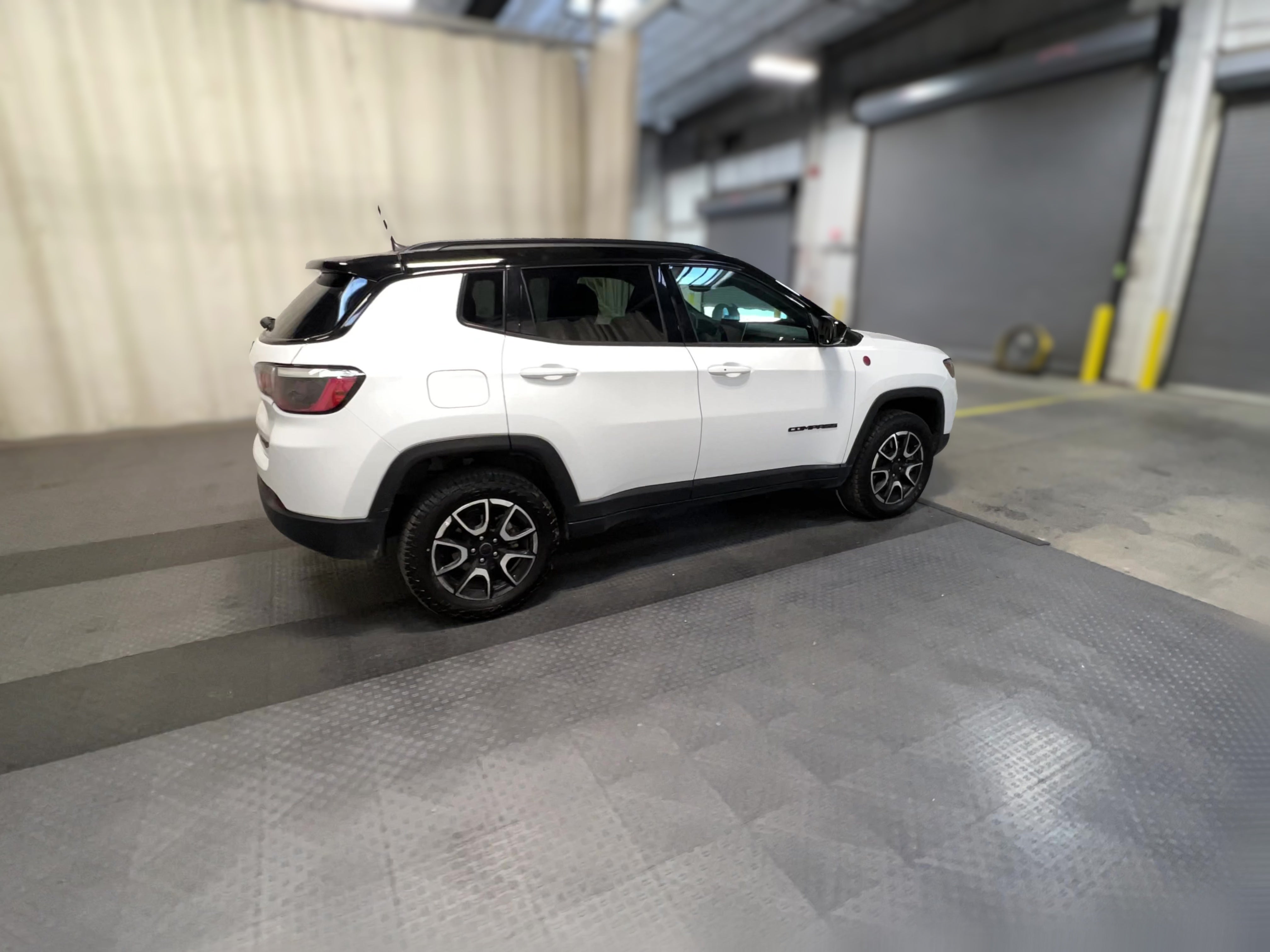 2025 Jeep Compass Trailhawk - Photo 30