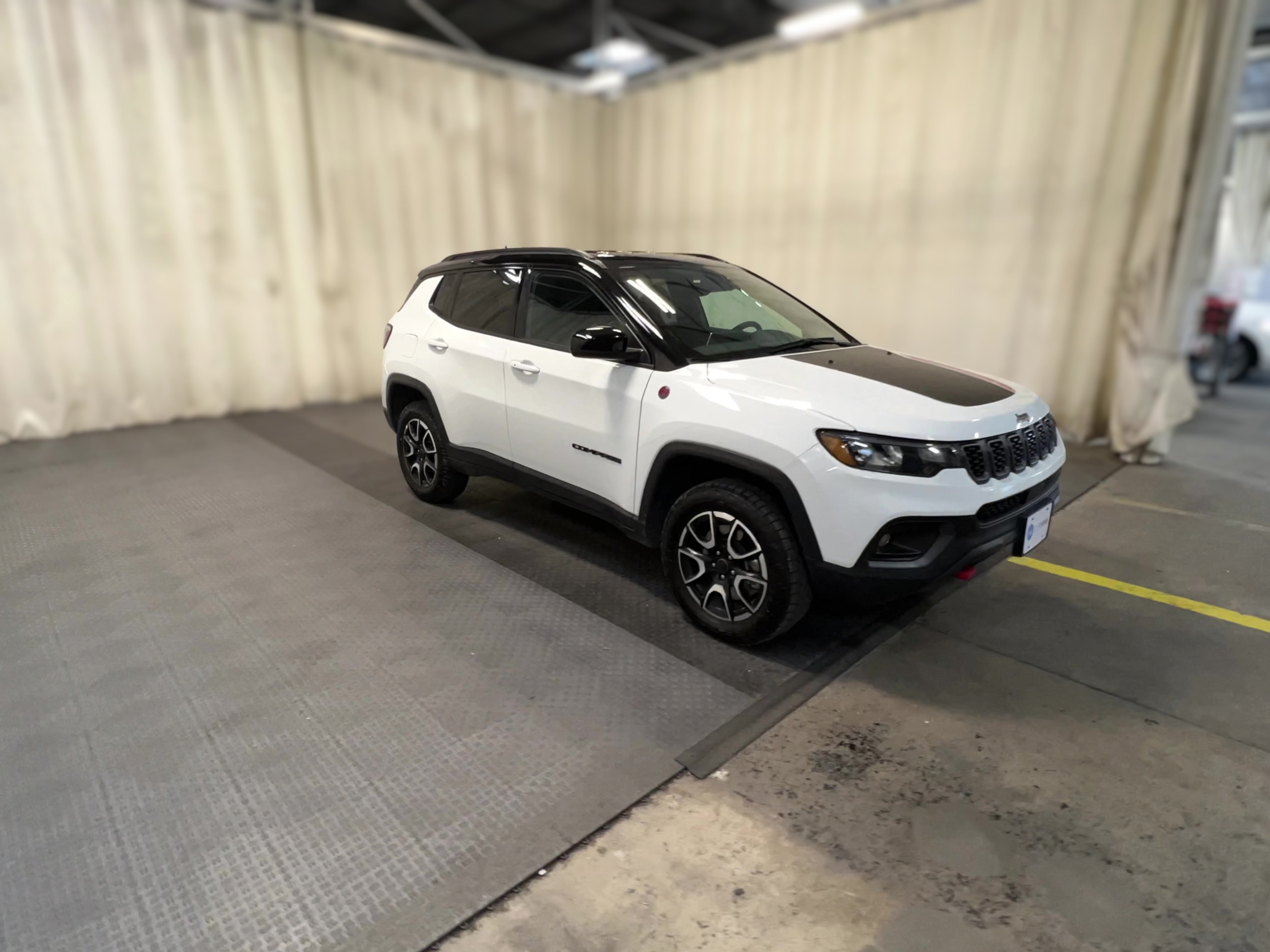 2025 Jeep Compass Trailhawk - Photo 33