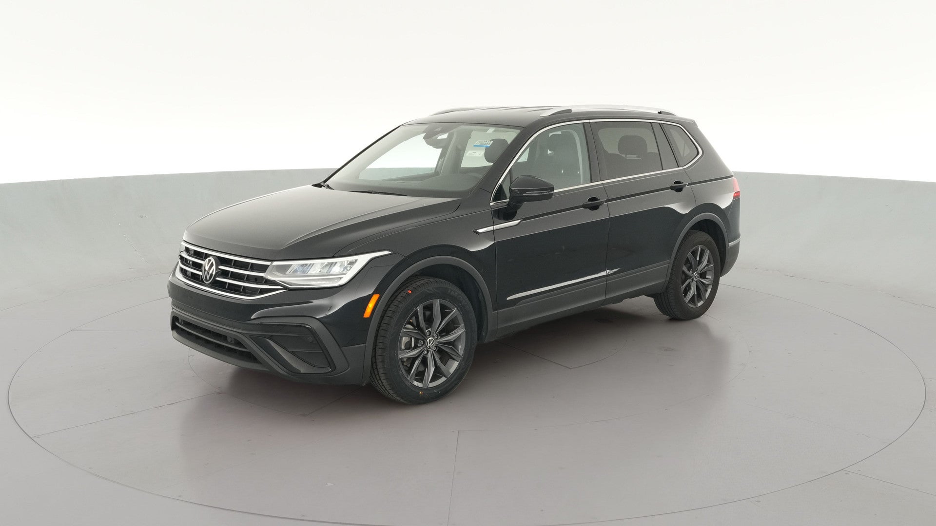 2023 Volkswagen Tiguan vehicle photo