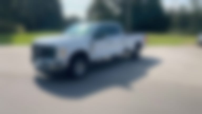 2026 Ford F350 Super Duty Crew Cab vehicle photo
