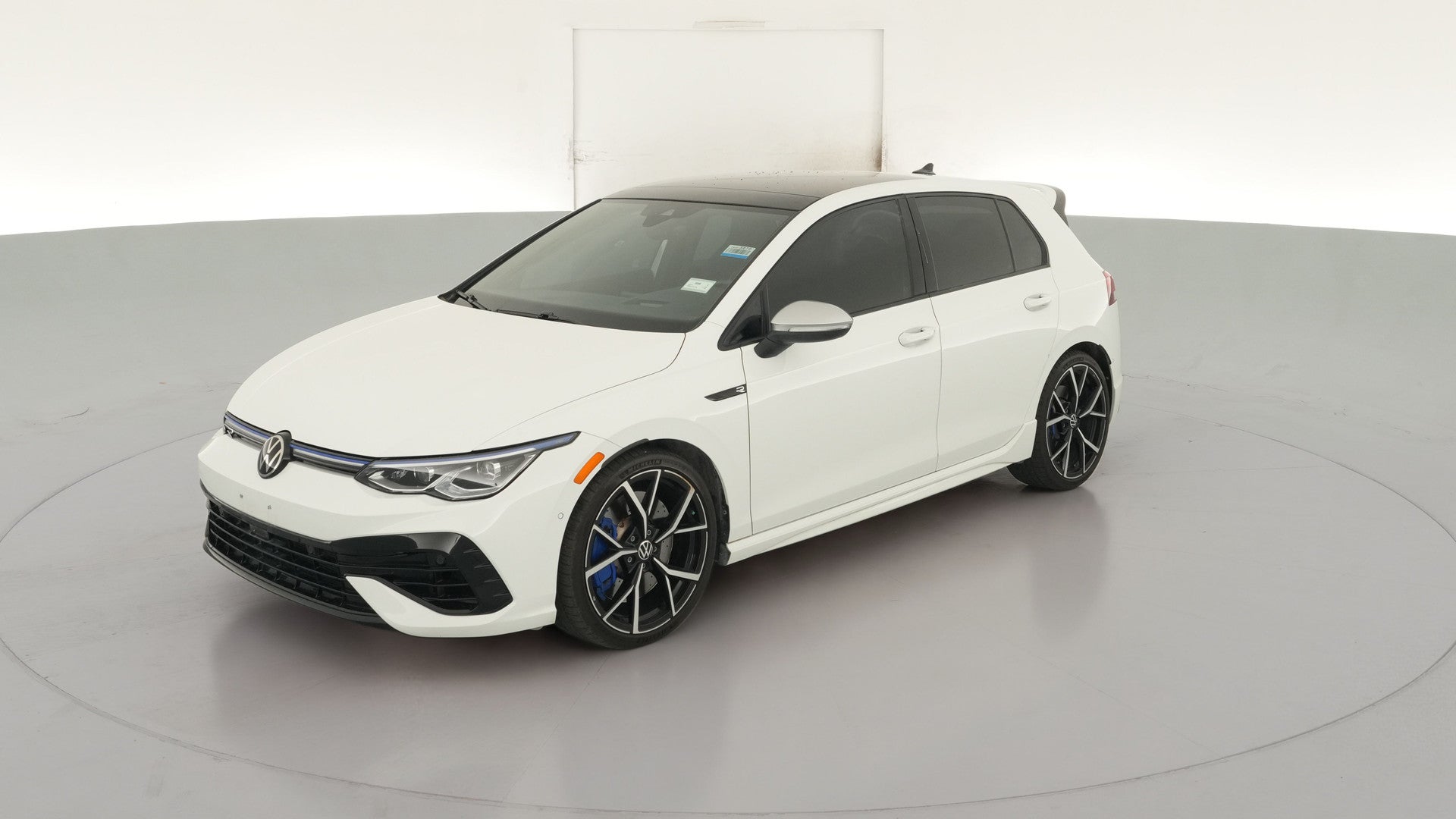 2024 Volkswagen Golf R vehicle photo