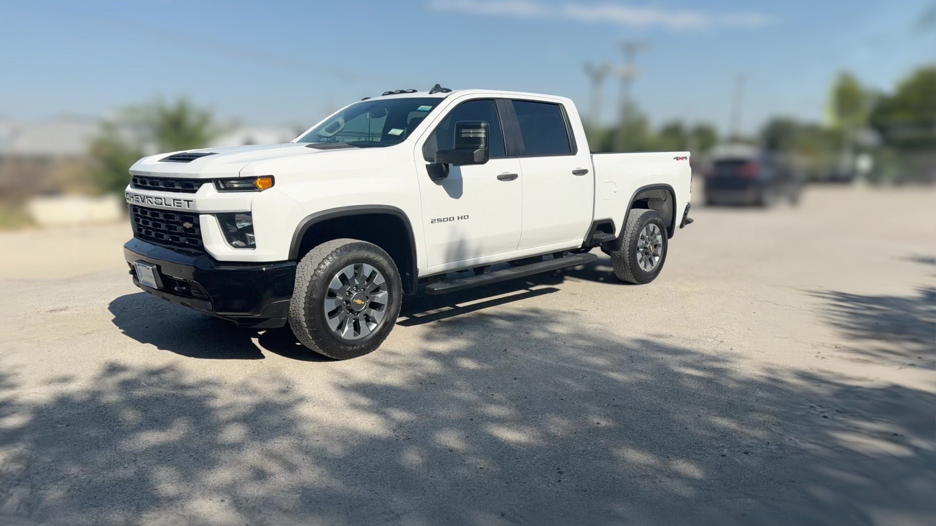 2023 Chevrolet Silverado 2500 HD Crew Cab vehicle photo