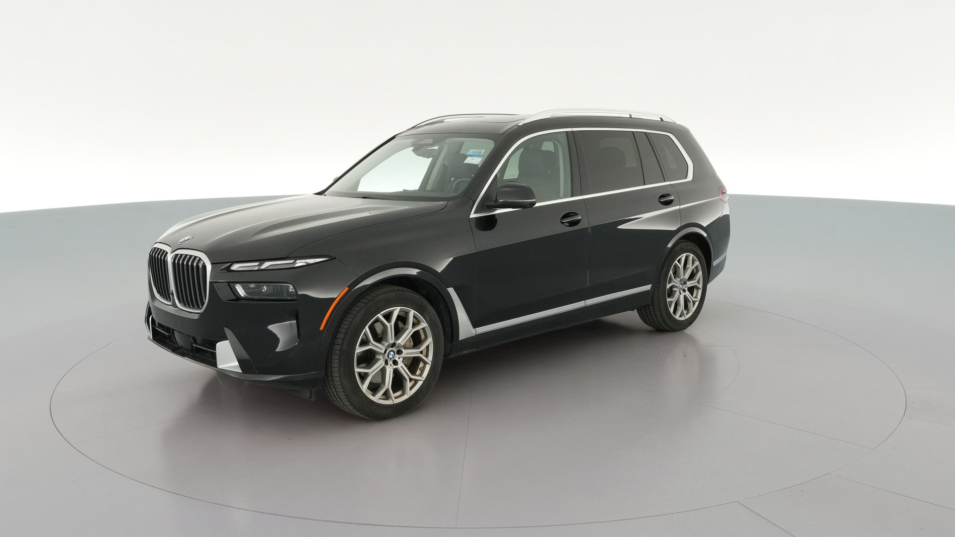 2025 BMW X7 vehicle photo