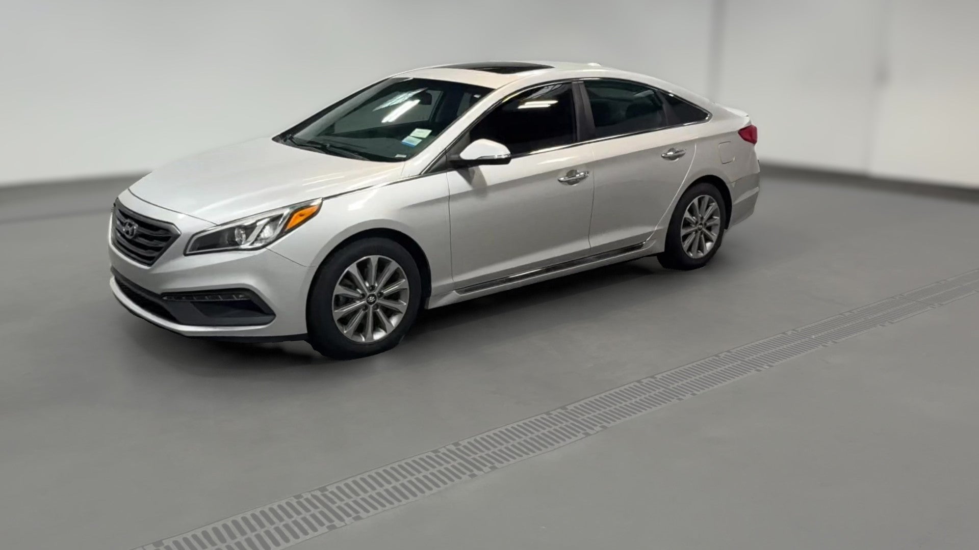 2016 Hyundai Sonata vehicle photo