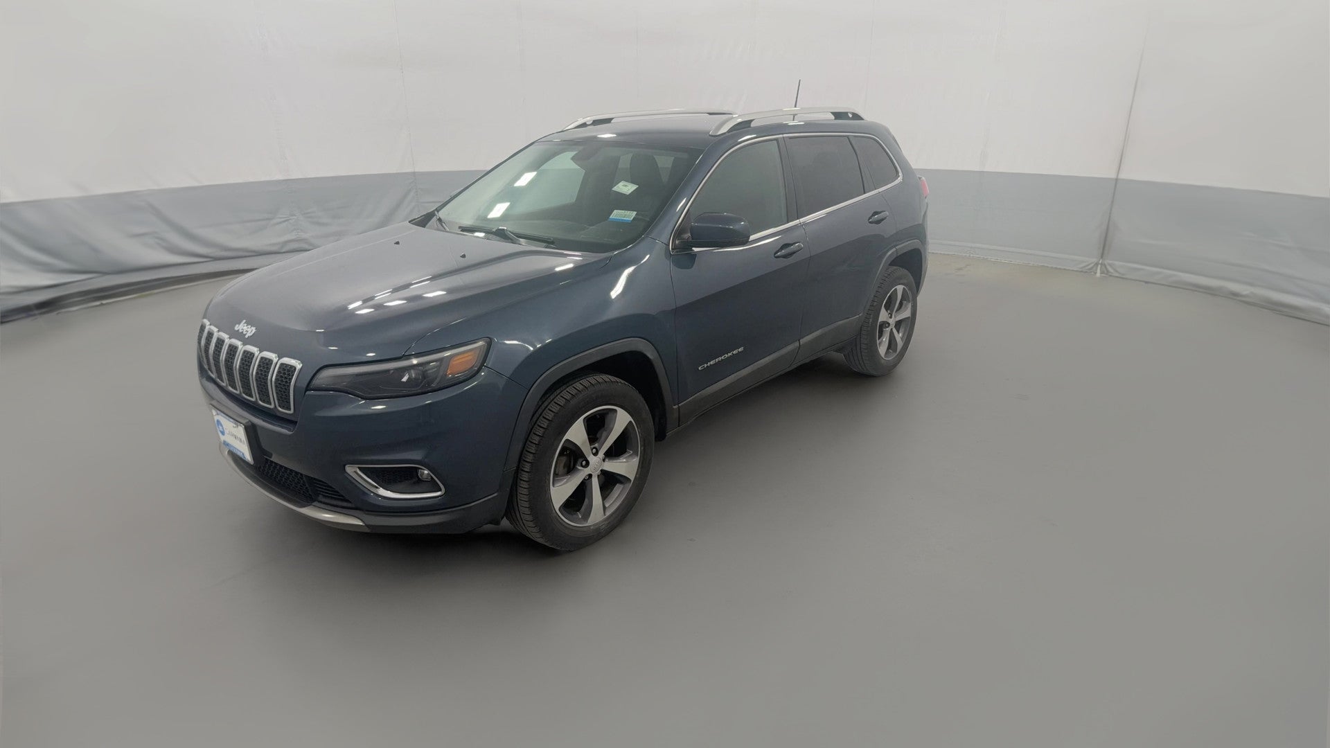 2020 Jeep Cherokee vehicle photo
