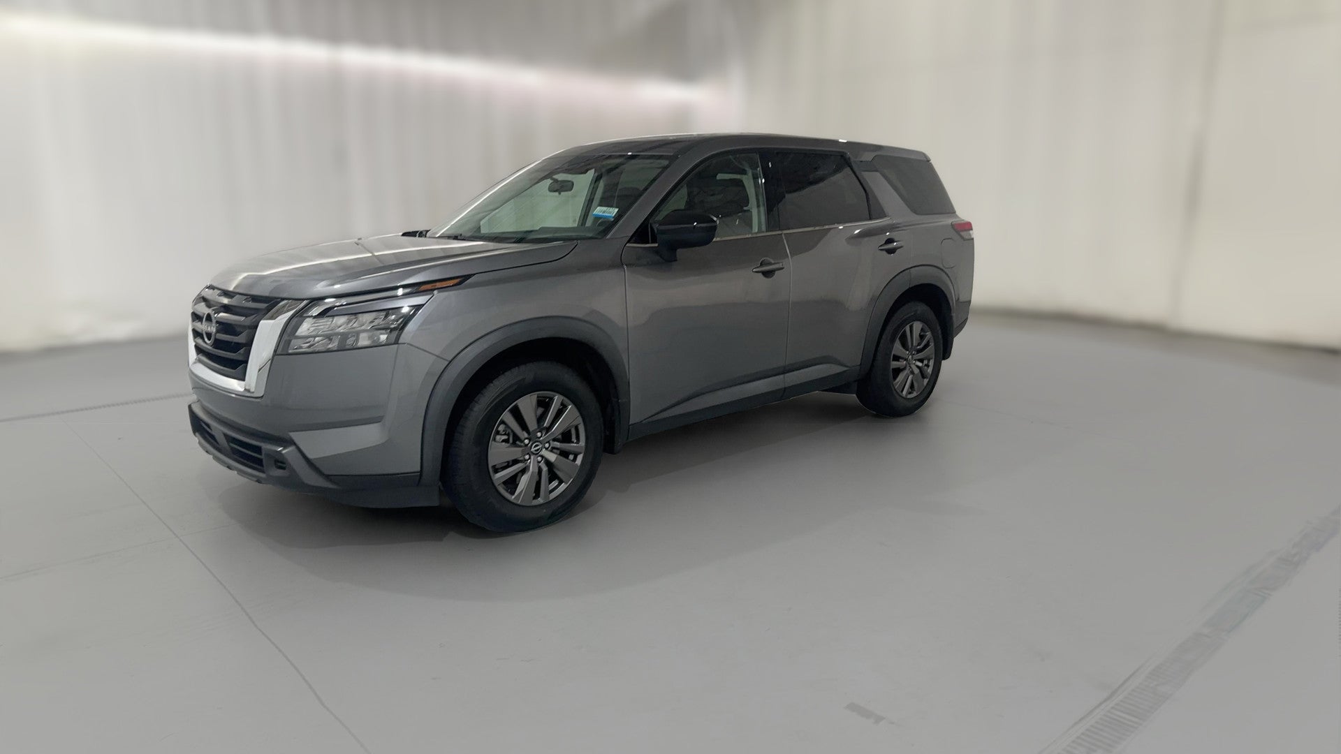 2023 Nissan Pathfinder vehicle photo