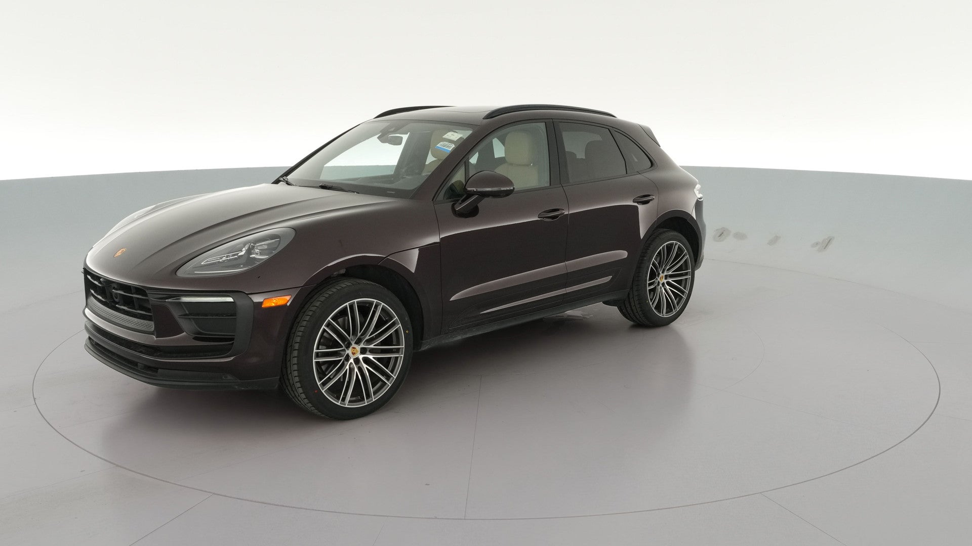 2023 Porsche Macan vehicle photo