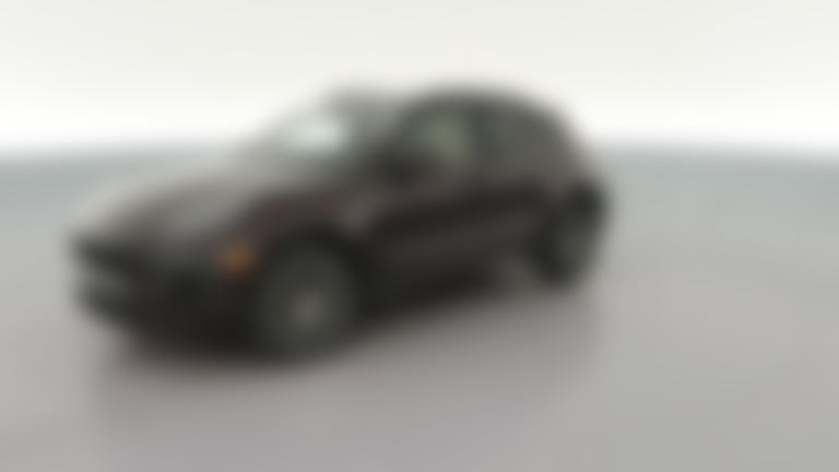 2023 Porsche Macan vehicle photo