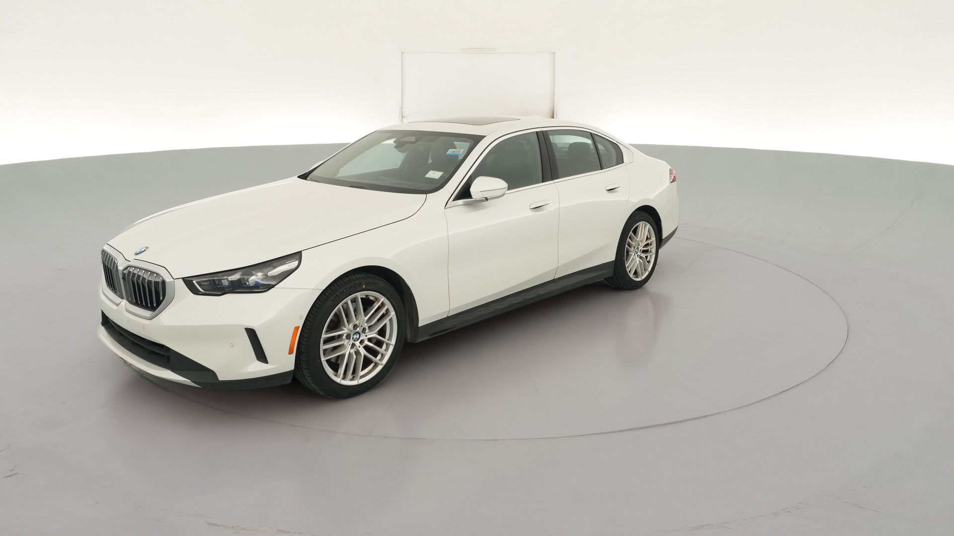 2024 BMW 5 Series vehicle photo