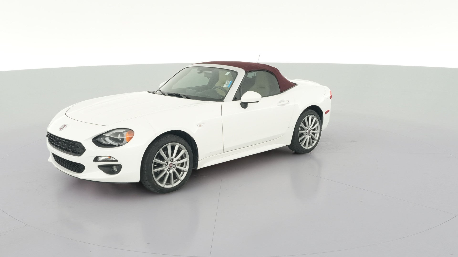 2019 FIAT 124 Spider vehicle photo