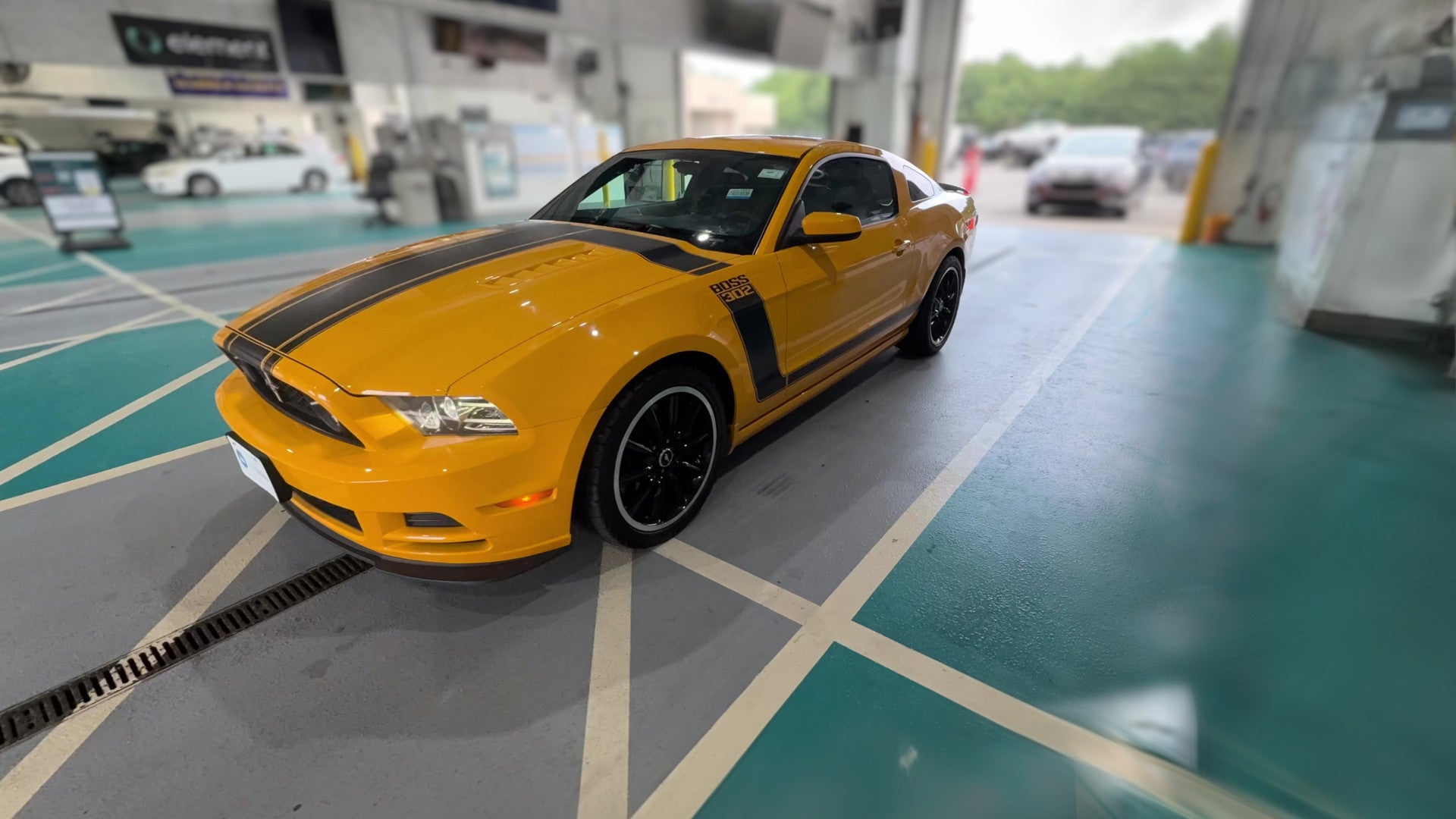 2013 Ford Mustang vehicle photo