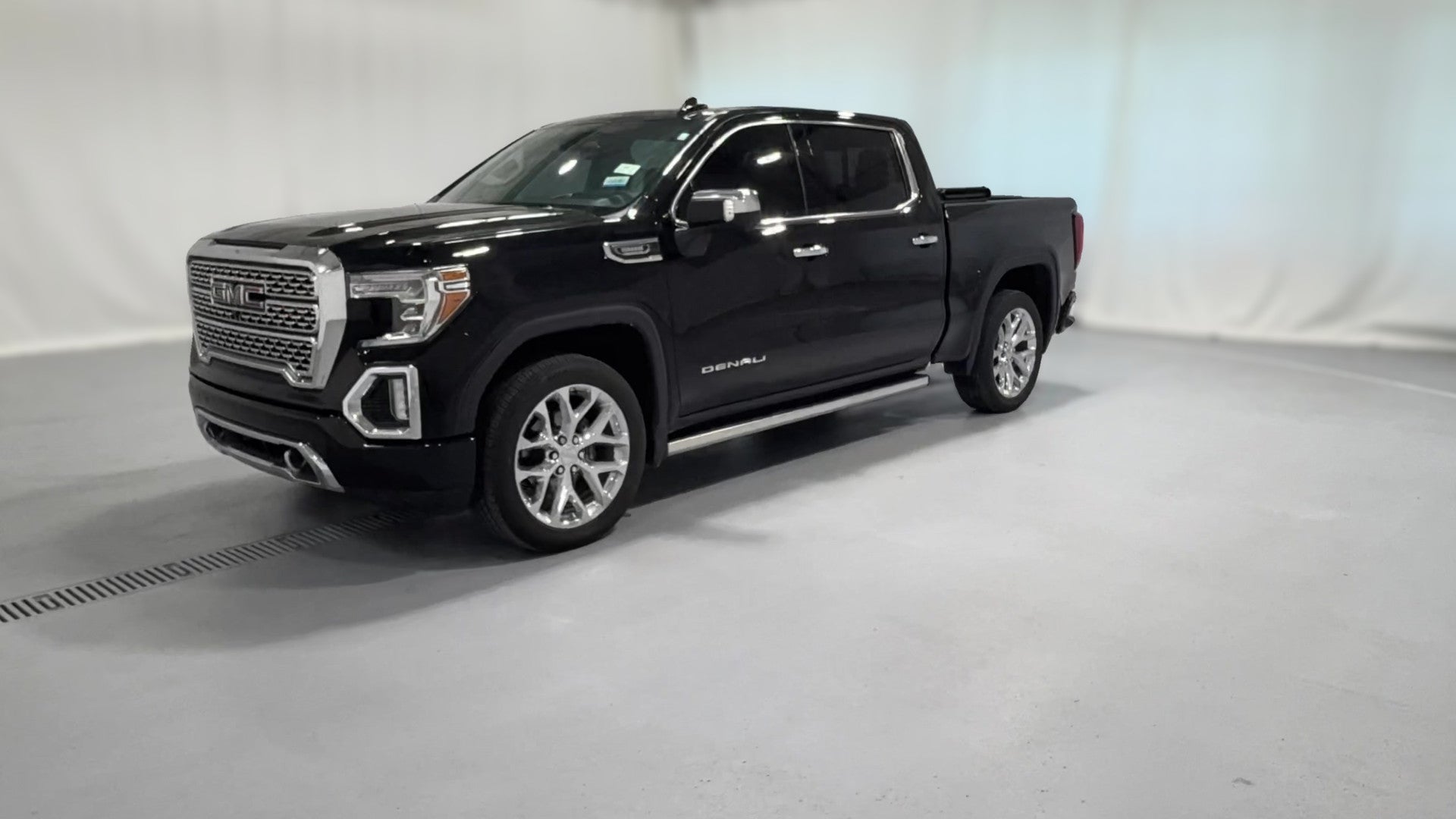 2021 GMC Sierra 1500 Crew Cab vehicle photo