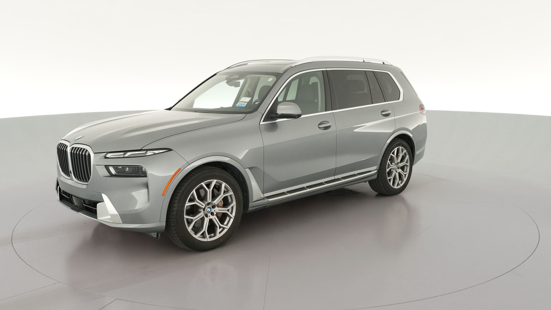 2025 BMW X7 vehicle photo