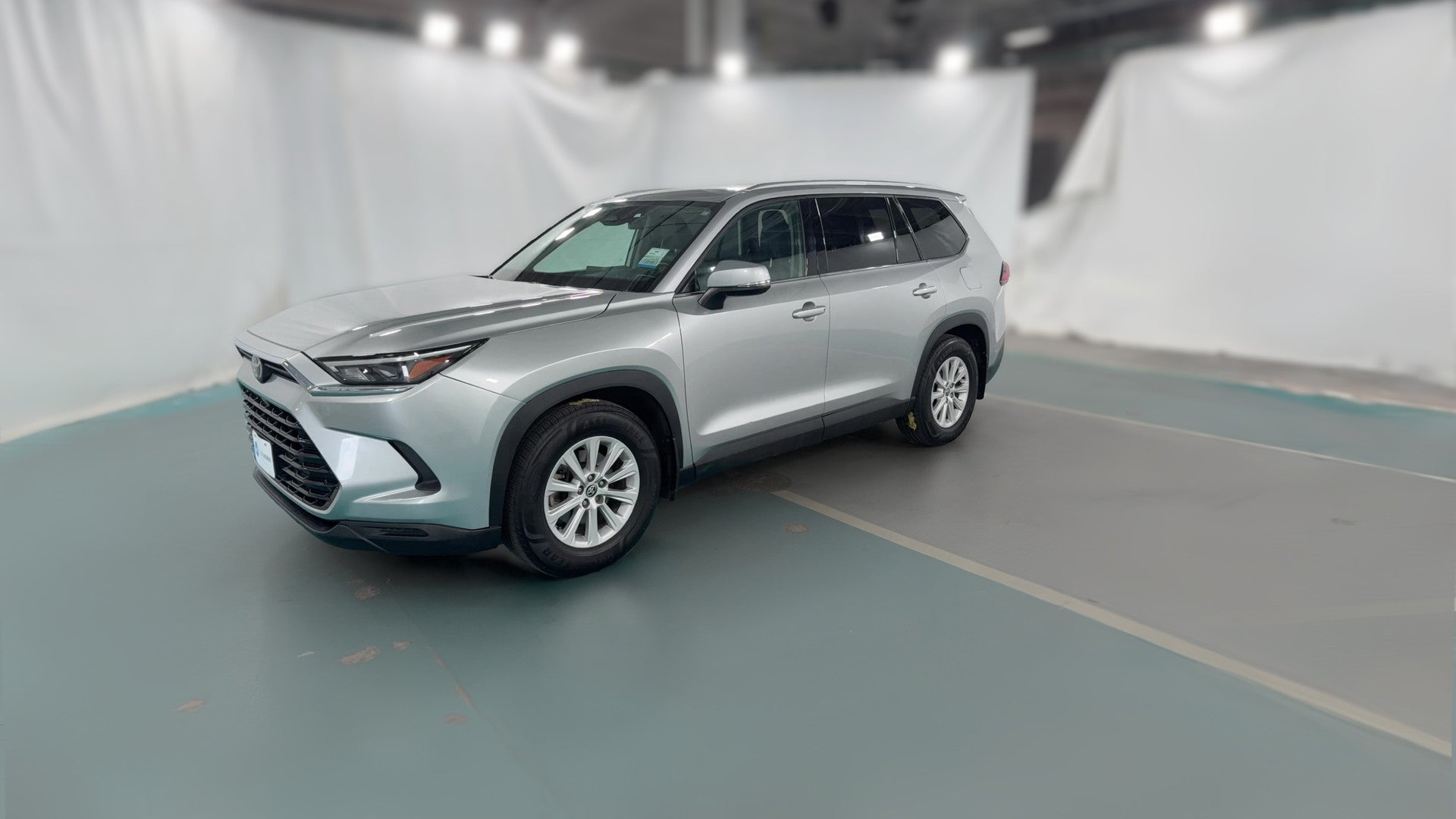 2024 Toyota Grand Highlander vehicle photo