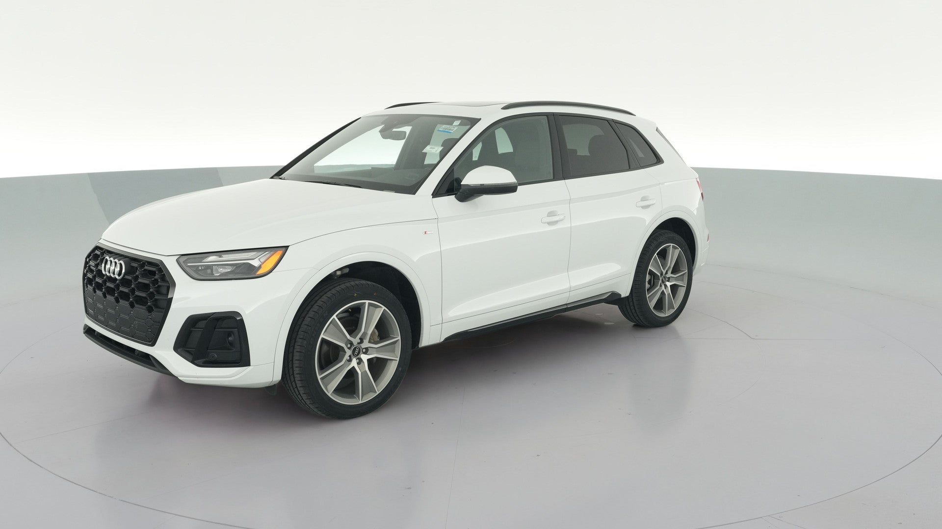 2025 Audi Q5 vehicle photo
