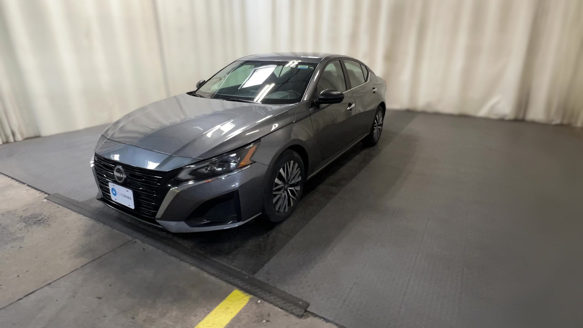 2025 Nissan Altima vehicle photo