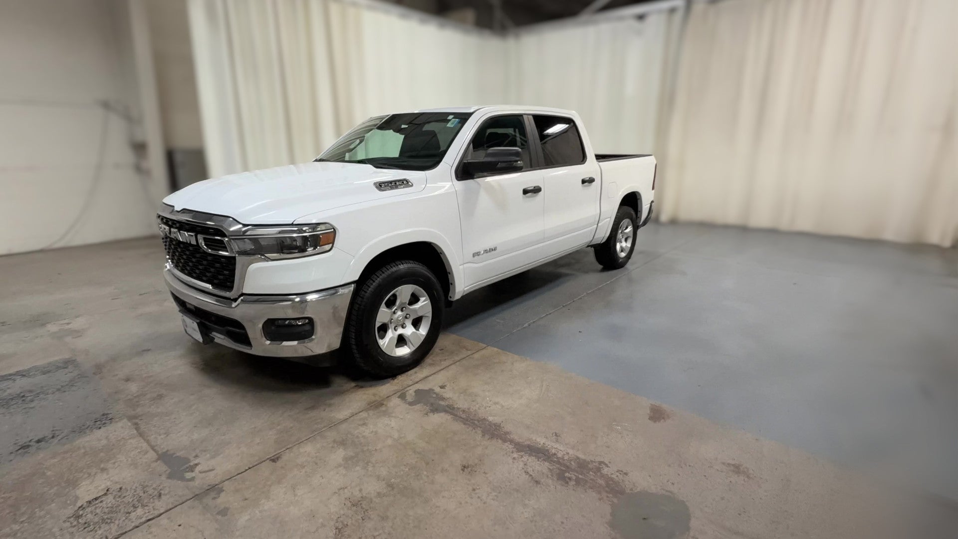 2025 Ram 1500 Crew Cab vehicle photo