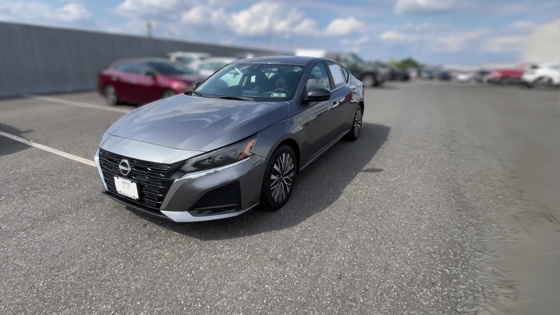 2025 Nissan Altima vehicle photo