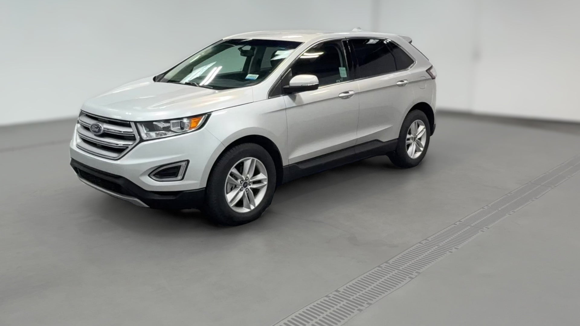2017 Ford Edge vehicle photo
