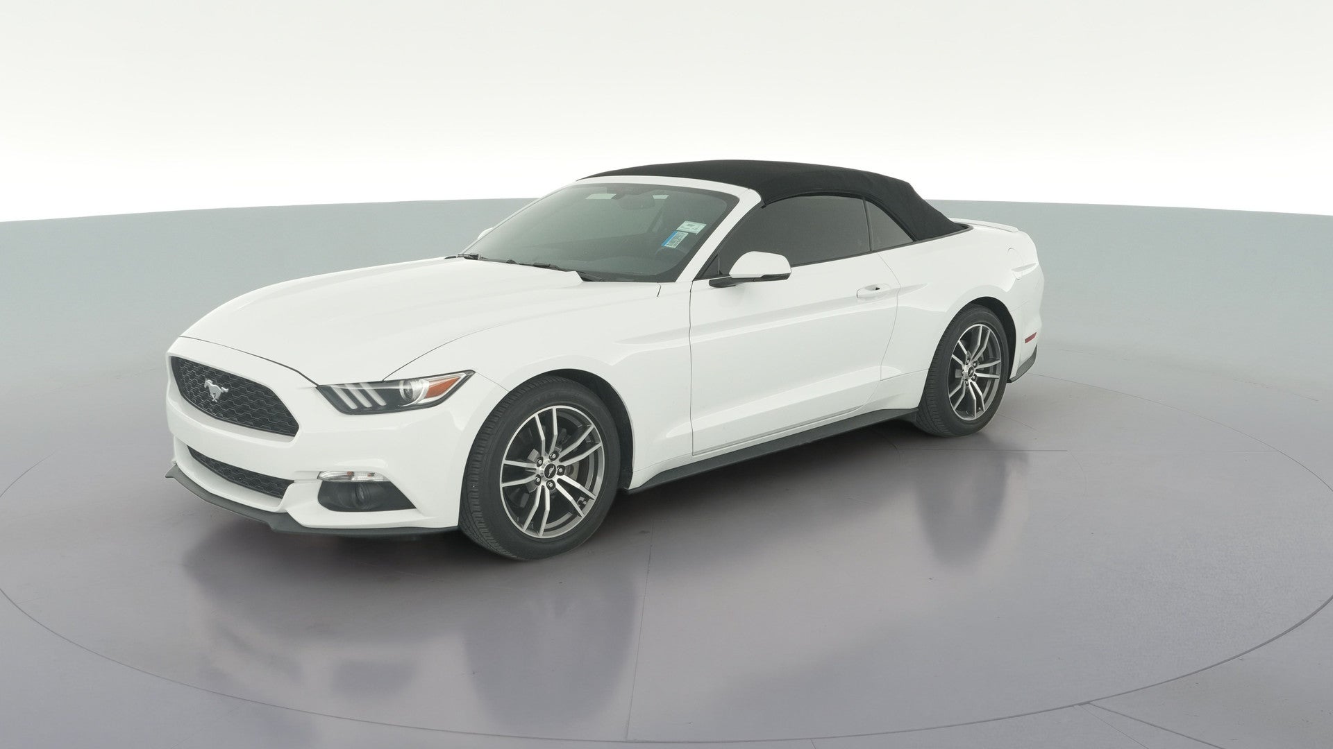 2016 Ford Mustang vehicle photo