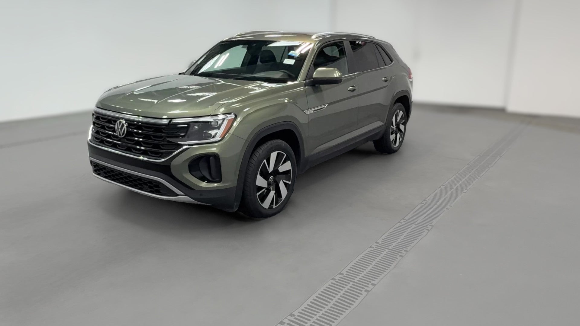 2026 Volkswagen Atlas Cross Sport vehicle photo