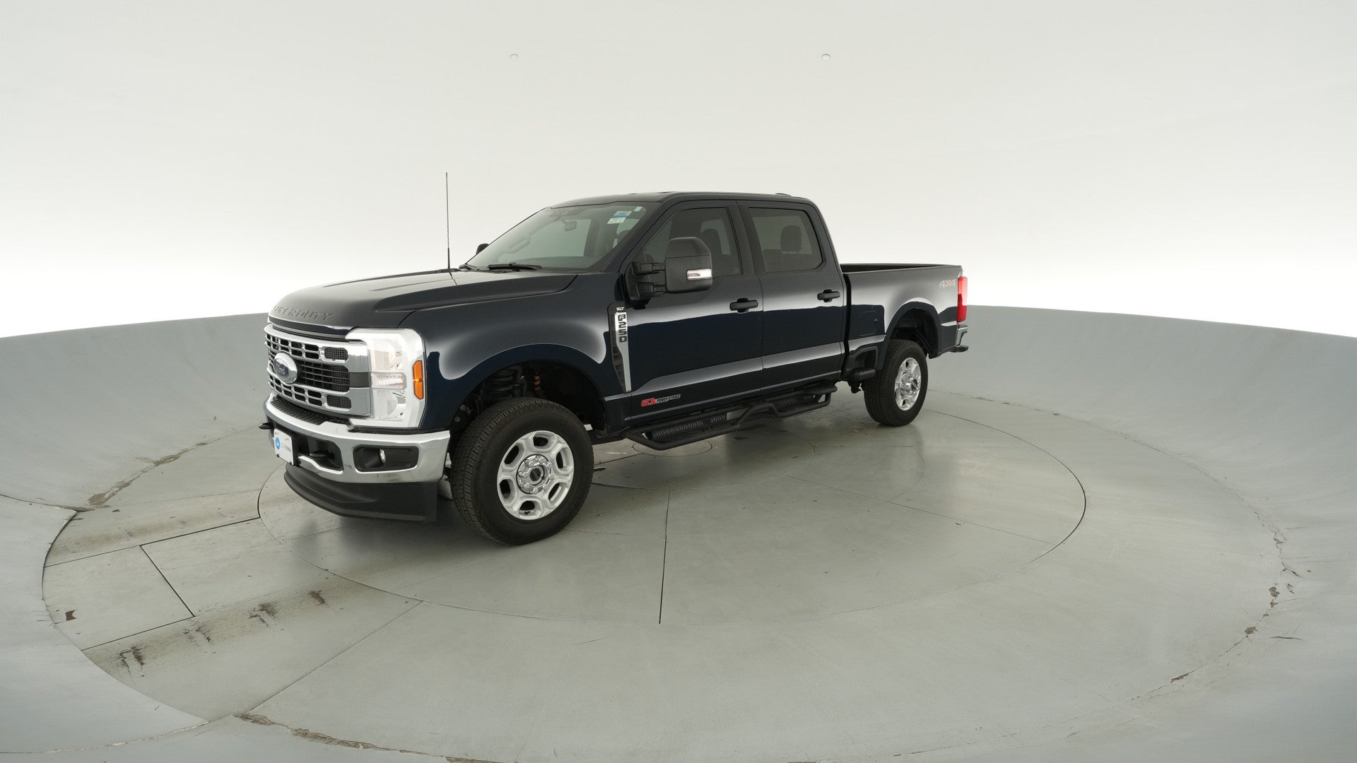 2025 Ford F250 Super Duty Crew Cab vehicle photo