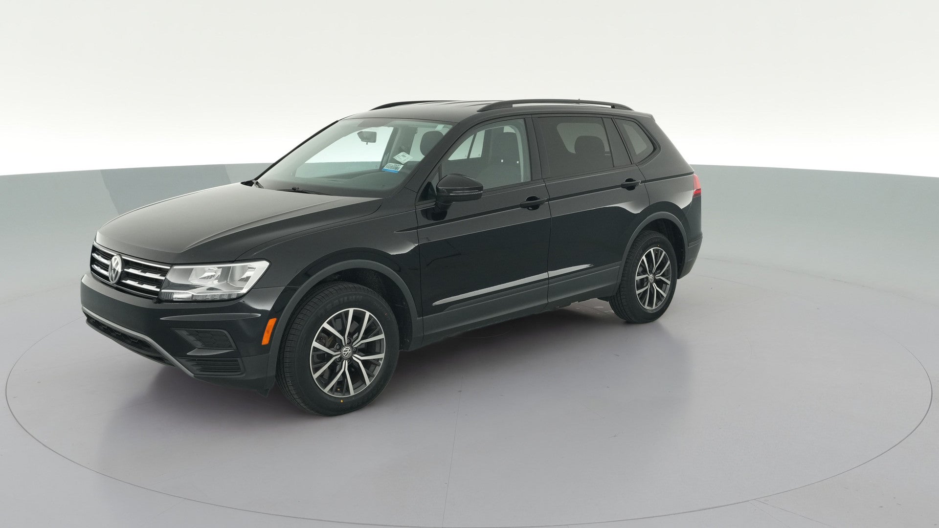 2021 Volkswagen Tiguan vehicle photo