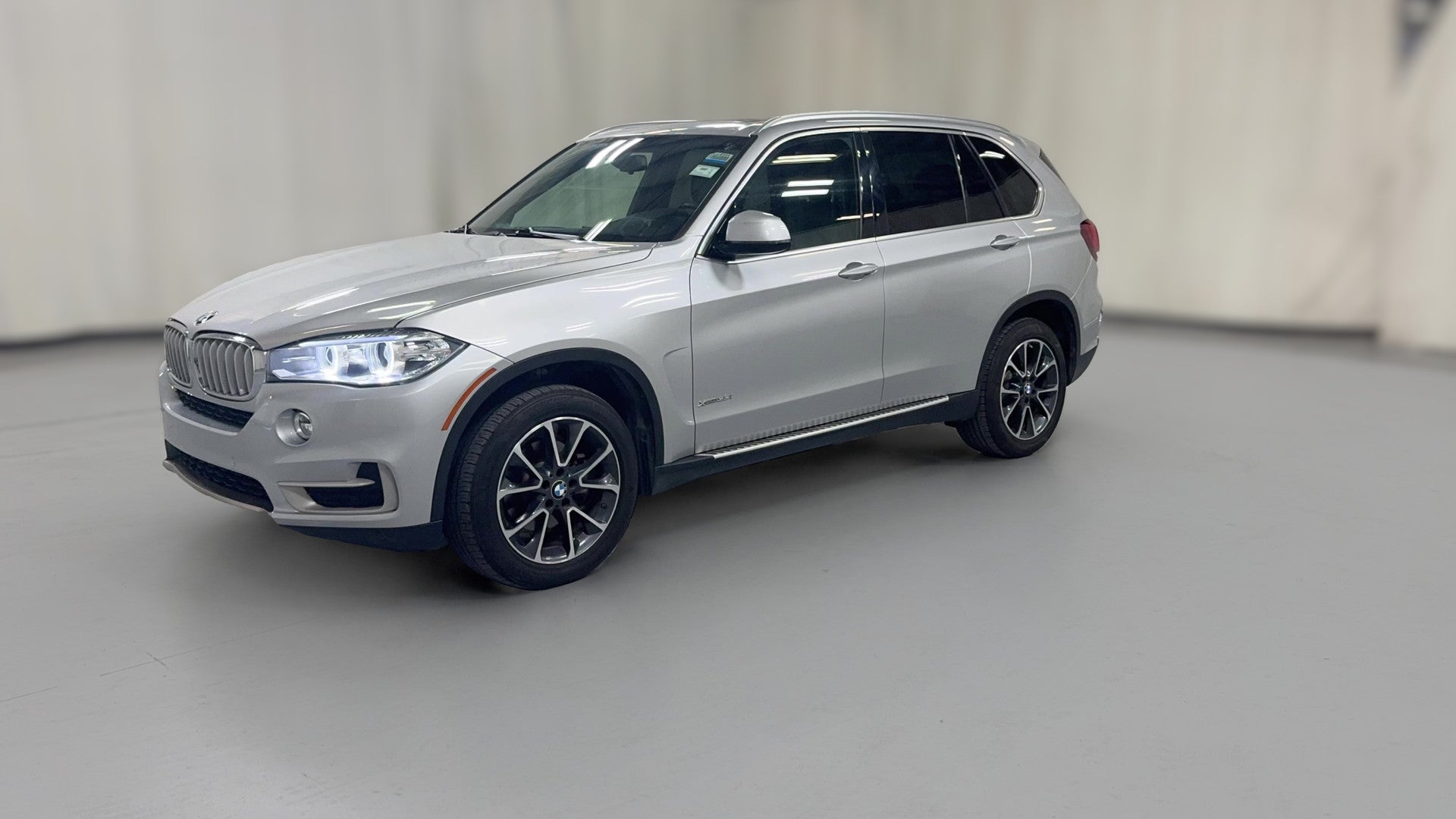 2017 BMW X5 vehicle photo