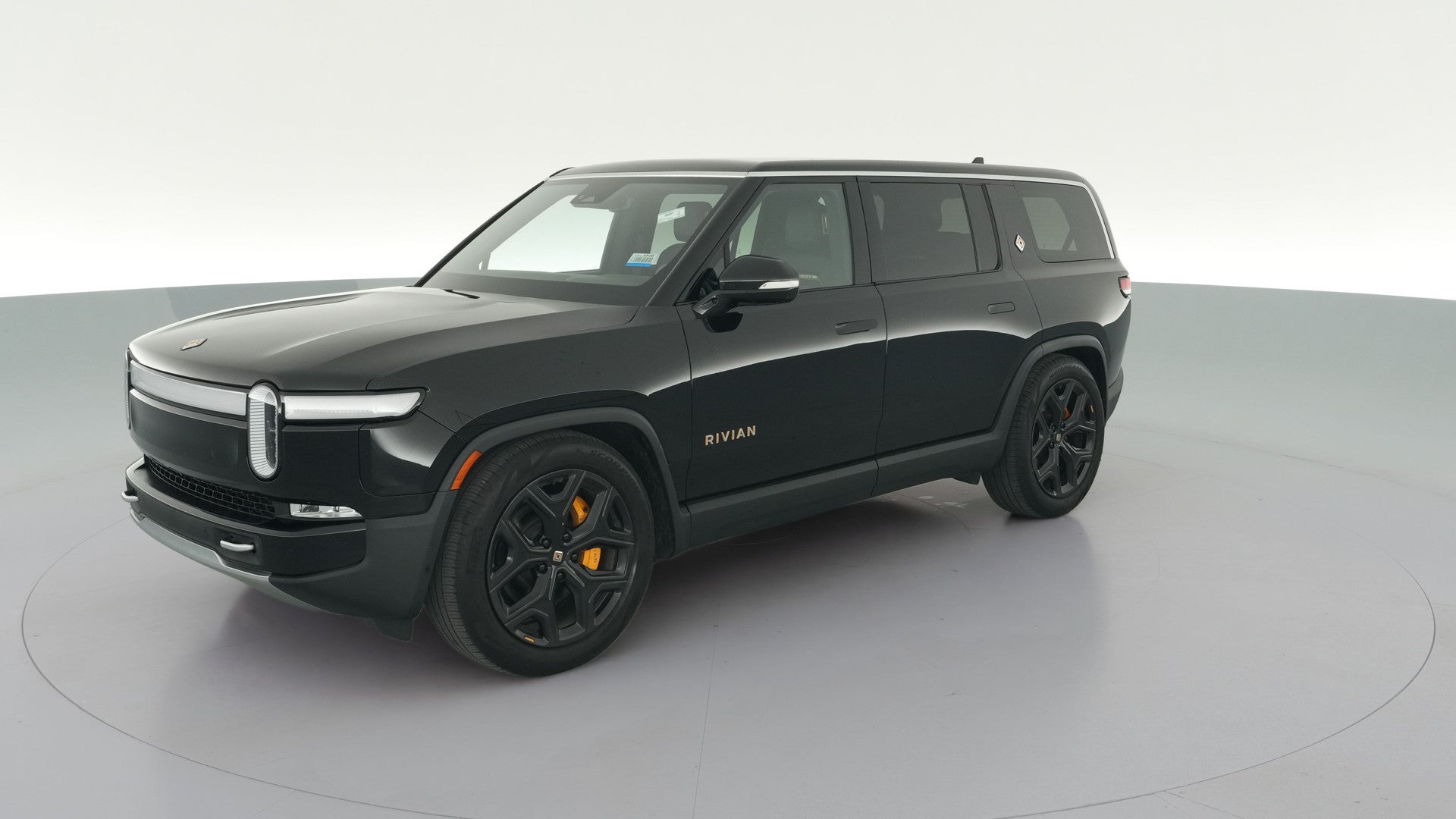 2023 Rivian R1S vehicle photo