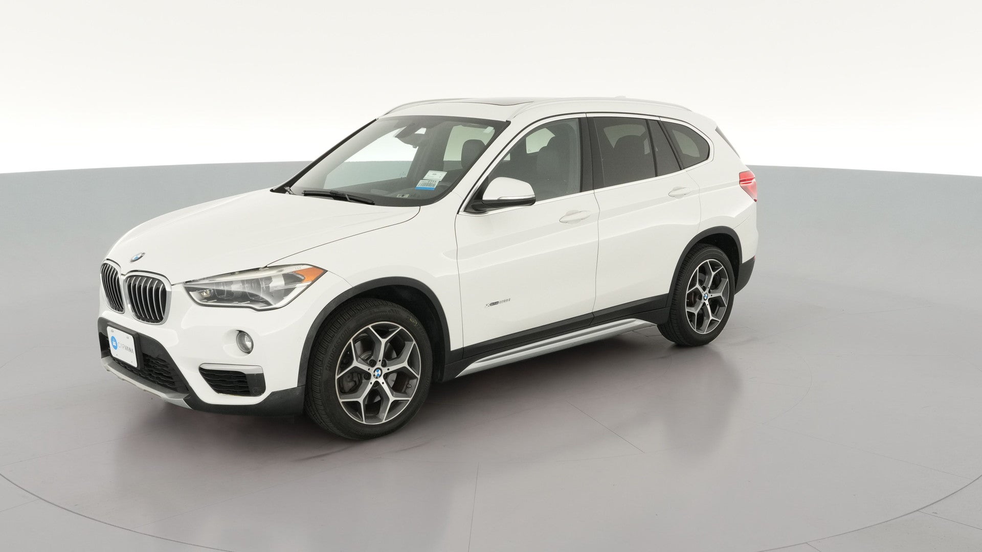 2017 BMW X1 vehicle photo