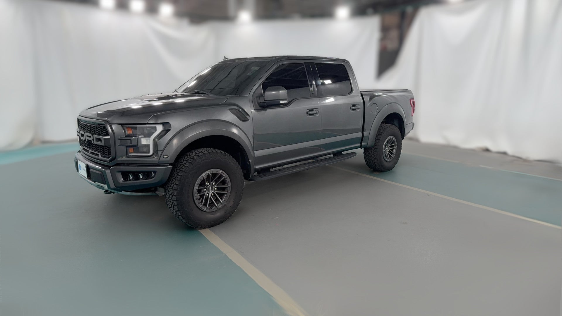 2019 Ford F150 SuperCrew Cab vehicle photo