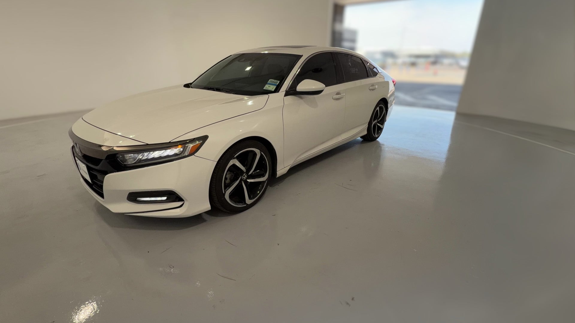 2019 Honda Accord vehicle photo